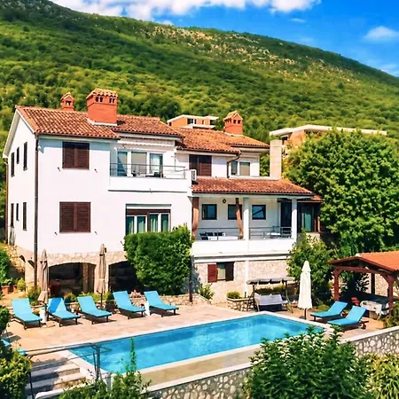 Valerija-2 By Interhome Apartman Labin